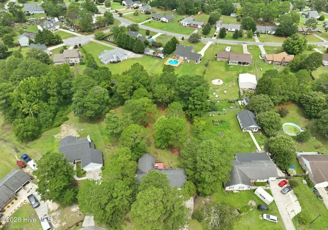 Photo 3 of Single family home for sale at 924 E Winds Ln, Fayetteville, NC 28311 | MLS# 100594374 | Listing updated on 2026-09-01