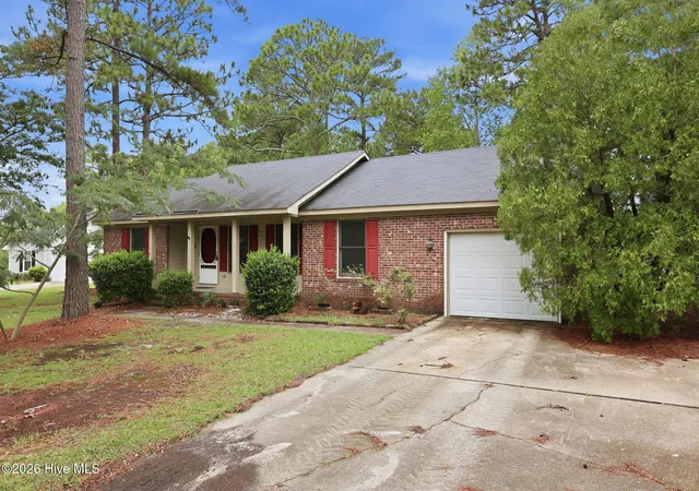 Photo 3 of Single family home for sale at 924 E Winds Ln, Fayetteville, NC 28311 | MLS# 100594374 | Listing updated on 2026-09-01