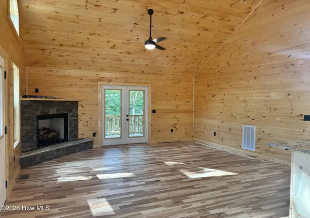 Photo 2 of Single family home for sale at 83 Noelles Pass, Murphy, NC 28906 | MLS# 98525331 | Listing updated on 2026-08-23
