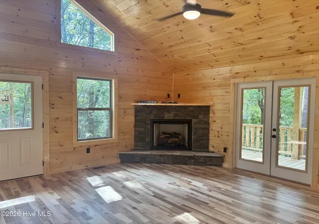 Photo 3 of Single family home for sale at 83 Noelles Pass, Murphy, NC 28906 | MLS# 98525331 | Listing updated on 2026-08-23