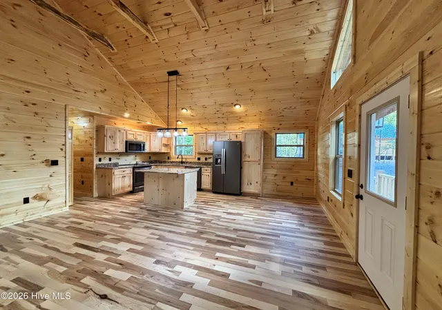 Photo 5 of Single family home for sale at 83 Noelles Pass, Murphy, NC 28906 | MLS# 98525331 | Listing updated on 2026-08-23