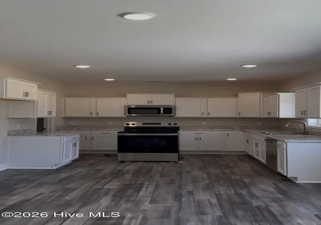 Photo 4 of Single family home for sale at 110 Palo Alto Park Dr, Maysville, NC 28555 | MLS# 100558272 | Listing updated on 2026-10-09