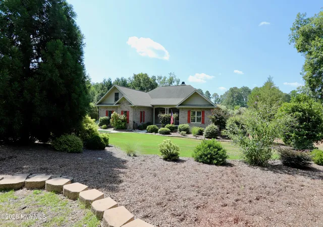 Photo 3 of Single family home for sale at 7 Bobolink Rd, Jackson Springs, NC 27281 | MLS# 100589902 | Listing updated on 2026-08-19