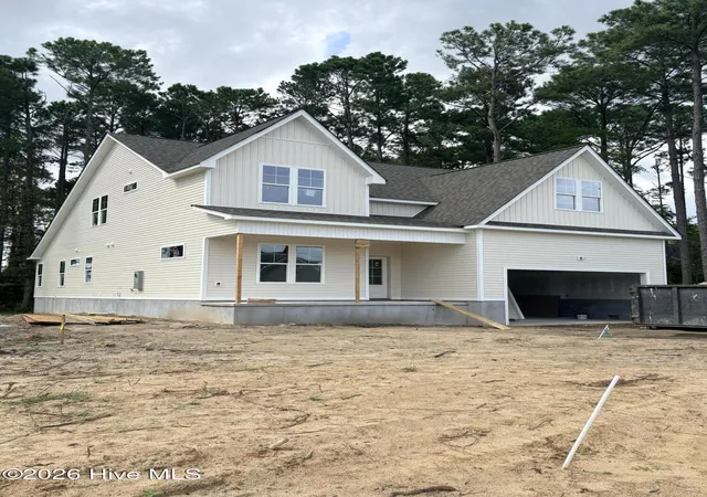 Photo 1 of Single family home for sale at 120 Lowery Ln, Swansboro, NC 28584 | MLS# 100592261 | Listing updated on 2026-08-22