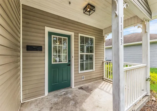 Photo 2 of Single family home for sale at 1113 E 59th Street, Savannah, GA 31404 | MLS# SA362153 | Listing updated on 2026-10-09