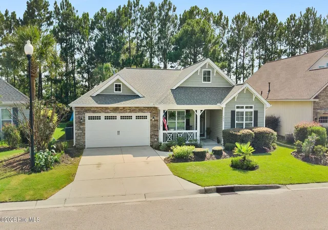 Photo 2 of Single family home for sale at 209 Palm Grove Dr, Wilmington, NC 28411 | MLS# 100598844 | Listing updated on 2026-09-07
