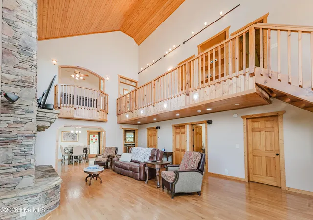 Photo 2 of Single family home for sale at 168 Laramie Hts, Andrews, NC 28901 | MLS# 98500000 | Listing updated on 2026-09-23