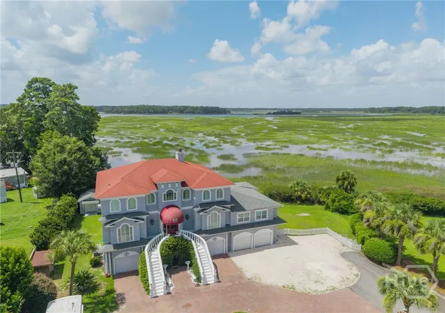 Photo 1 of Mansion for sale at 9657 Whitefield Ave, Savannah, GA 31406 | MLS# SA362303 | Listing updated on 2026-08-22