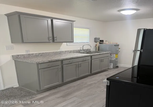 Photo 3 of Single family home for sale at 618 Bunnell Ave, Elizabeth City, NC 27909 | MLS# 100599161 | Listing updated on 2026-08-26