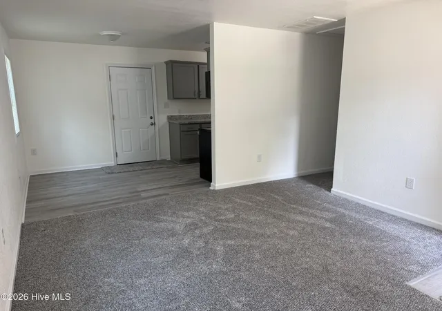 Photo 3 of Single family home for sale at 618 Bunnell Ave, Elizabeth City, NC 27909 | MLS# 100599161 | Listing updated on 2026-08-26