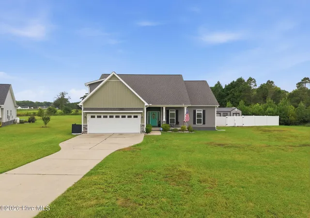 Photo 2 of Single family home for sale at 2212 Marinwood Ct, Greenville, NC 27834 | MLS# 100598052 | Listing updated on 2026-09-21