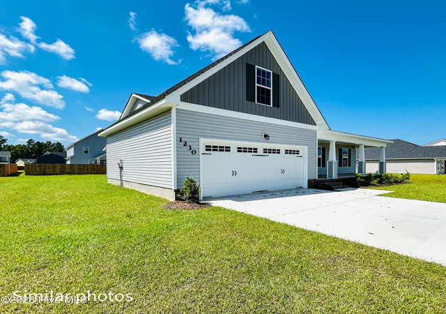 Photo 3 of Single family home for sale at 1230 Inner Banks Ln, Jacksonville, NC 28546 | MLS# 100563391 | Listing updated on 2026-10-02