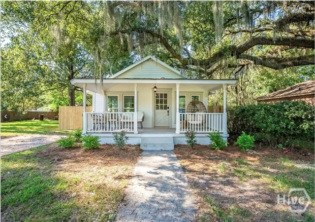 Photo 2 of Single family home for sale at 413 E Mell St, Pooler, GA 31322 | MLS# SA357485 | Listing updated on 2026-08-25