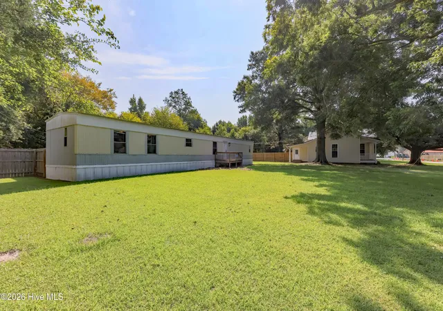 Photo 3 of Single family home for sale at 142 Huffmantown Rd, Richlands, NC 28574 | MLS# 100596966 | Listing updated on 2026-08-25