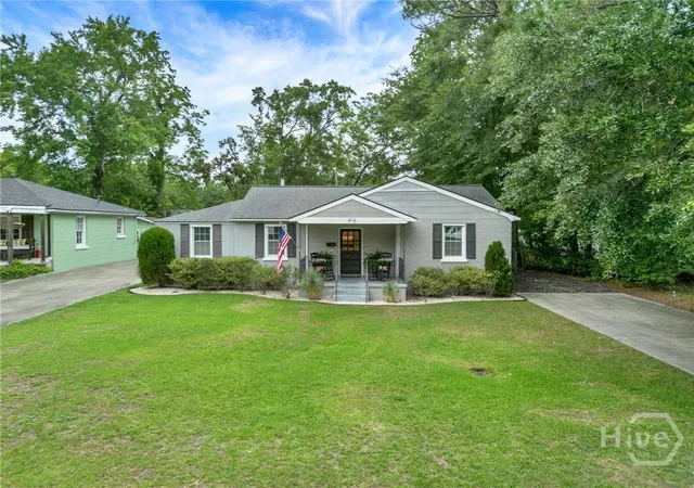 Photo 1 of Single family home for sale at 416 E 65th Street, Savannah, GA 31405 | MLS# SA358299 | Listing updated on 2026-08-20
