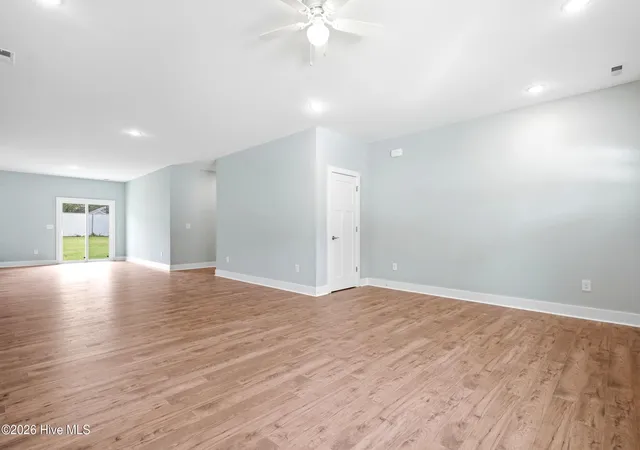 Photo 3 of Single family home for sale at 186 Cherry Rd, Southport, NC 28461 | MLS# 100570585 | Listing updated on 2026-09-05