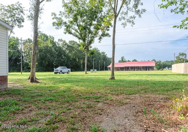 Photo 5 of Manufactured home for sale at 1120 Zion Hill Church Rd, Bladenboro, NC 28320 | MLS# 100600019 | Listing updated on 2026-09-01