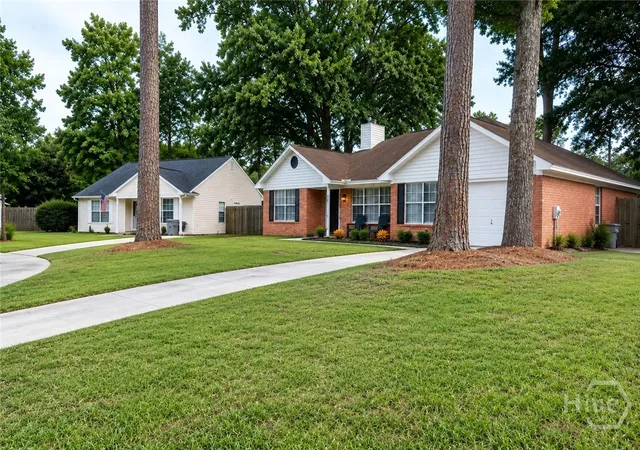 2nd image of 28 Jack Snipe Ct W, Richmond Hill, GA 31324 | MLS# SA362749