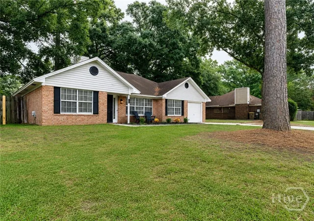 3rd image of 28 Jack Snipe Ct W, Richmond Hill, GA 31324 | MLS# SA362749