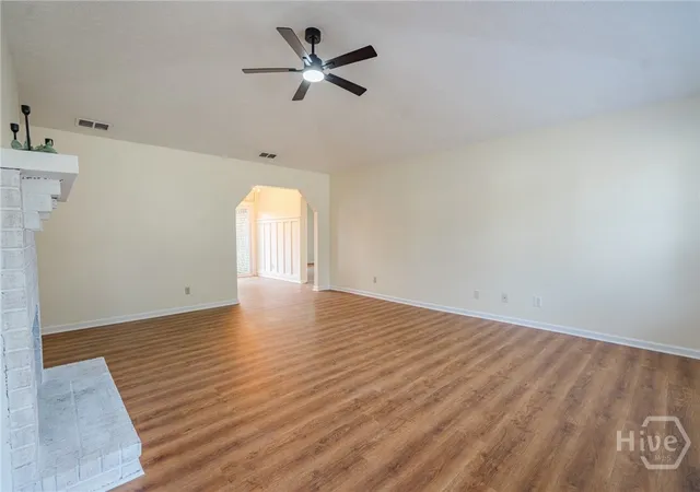 4th image of 28 Jack Snipe Ct W, Richmond Hill, GA 31324 | MLS# SA362749