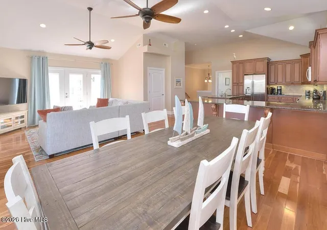 Photo 3 of Single family home for sale at 107 Se 69Th St, Oak Island, NC 28465 | MLS# 100599122 | Listing updated on 2026-08-27