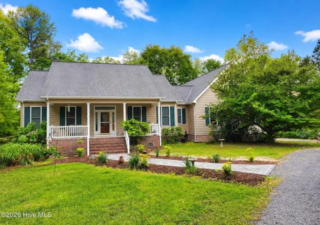 Photo 3 of Single family home for sale at 147 Johnson Dr, Hertford, NC 27944 | MLS# 100578877 | Listing updated on 2026-10-06