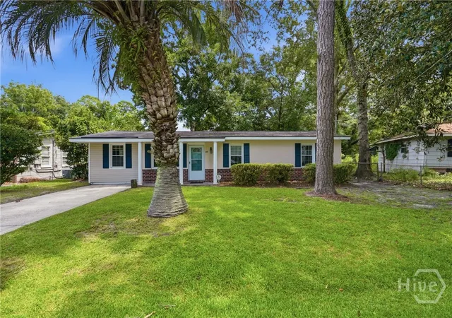 Photo 1 of Single family home for sale at 84 Superior Ave, Savannah, GA 31406 | MLS# SA362166 | Listing updated on 2026-08-24
