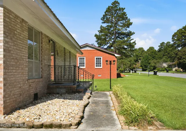 5th image of 713 Pinewood Dr, Whiteville, NC 28472 | MLS# 100593149