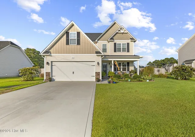 Photo 1 of Single family home for sale at 302 Waylon Way, Holly Ridge, NC 28445 | MLS# 100596580 | Listing updated on 2026-09-23
