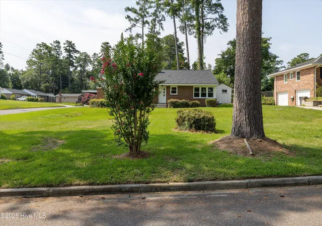 Photo 3 of Single family home for sale at 2814 Keeling Pl, Augusta, GA 30909 | MLS# 100592278 | Listing updated on 2026-09-16