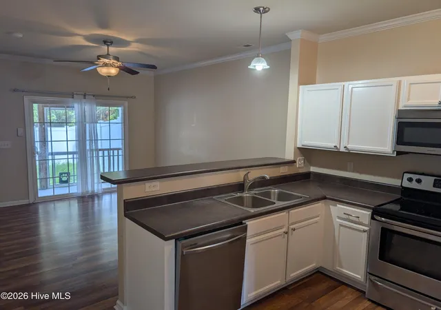 Photo 4 of Townhouse for sale at 314 Glenhaven Ln, Jacksonville, NC 28546 | MLS# 100579287 | Listing updated on 2026-08-28