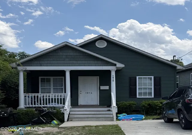 Photo 1 of Single family home for sale at 1014 Hanover St, Wilmington, NC 28401 | MLS# 100589174 | Listing updated on 2026-08-29