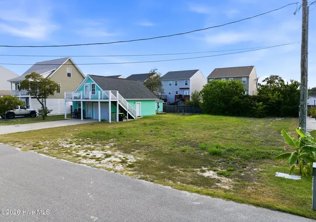 Photo 3 of Land for sale at 817 Kenneth Ave, Carolina Beach, NC 28428 | MLS# 100598174 | Listing updated on 2026-09-14