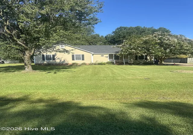 Photo 1 of Single family home for sale at 106 Duchess Dr, Winterville, NC 28590 | MLS# 100589168 | Listing updated on 2026-09-21