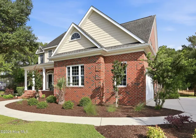 Photo 4 of Single family home for sale at 105 Harold Ave, Swansboro, NC 28584 | MLS# 100597280 | Listing updated on 2026-09-21