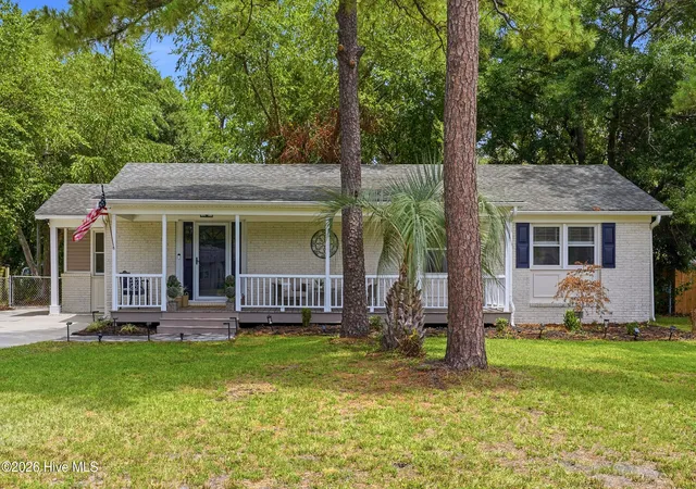 Photo 1 of Single family home for sale at 714 Mohican Trl, Wilmington, NC 28409 | MLS# 100593159 | Listing updated on 2026-09-10