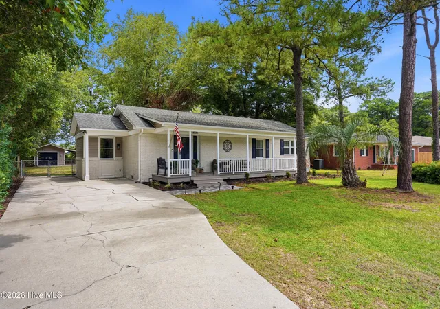 Photo 2 of Single family home for sale at 714 Mohican Trl, Wilmington, NC 28409 | MLS# 100593159 | Listing updated on 2026-09-10