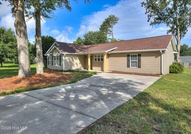 Photo 2 of Single family home for sale at 635 Bakers Branch Dr, North Augusta, SC 29860 | MLS# 100589899 | Listing updated on 2026-08-19