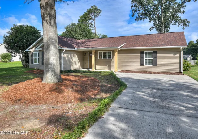 Photo 3 of Single family home for sale at 635 Bakers Branch Dr, North Augusta, SC 29860 | MLS# 100589899 | Listing updated on 2026-08-19