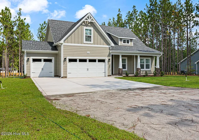 Photo 3 of Single family home for sale at 2403 Murdocksville Rd, West End, NC 27376 | MLS# 100562714 | Listing updated on 2026-08-19