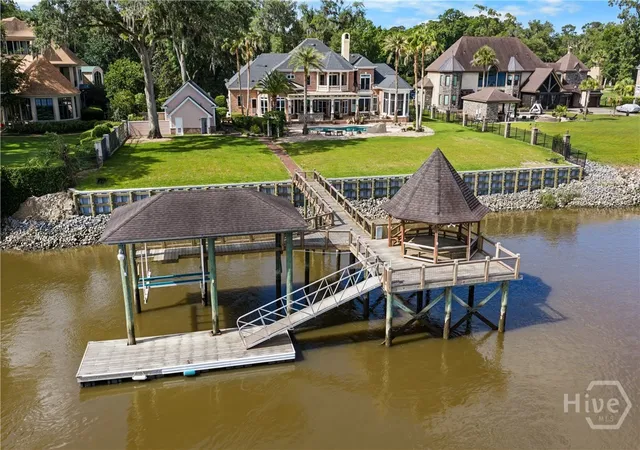Photo 3 of Single family home for sale at 12 Blf View Dr, Richmond Hill, GA 31324 | MLS# SA356904 | Listing updated on 2026-08-19