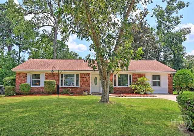 Photo 1 of Single family home for sale at 5 Prince Charles Ct, Savannah, GA 31406 | MLS# SA362792 | Listing updated on 2026-09-09
