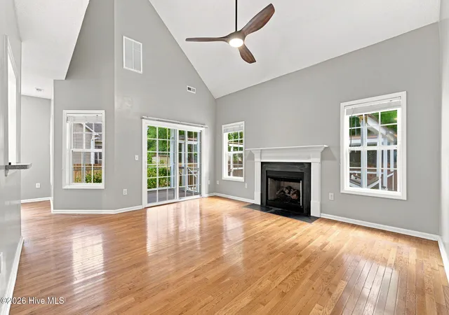 Photo 3 of Single family home for sale at 127 Bayshore Dr, Sneads Ferry, NC 28460 | MLS# 100592987 | Listing updated on 2026-08-27
