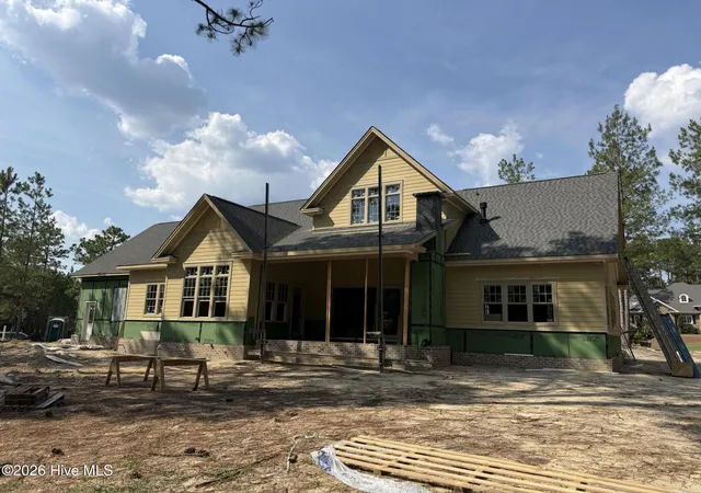 Photo 3 of Single family home for sale at 9 Middlebury Rd, Pinehurst, NC 28374 | MLS# 100563904 | Listing updated on 2026-08-19