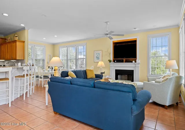 Photo 4 of Single family home for sale at 201 Shipwreck Ln, Emerald Isle, NC 28594 | MLS# 100597018 | Listing updated on 2026-08-24