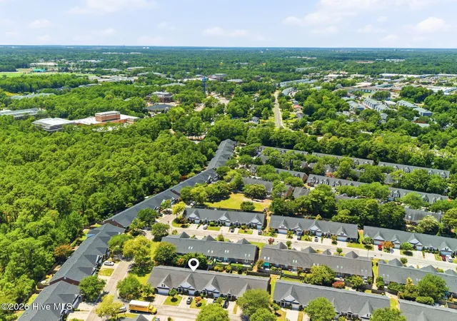 Photo 2 of Townhouse for sale at 5006 Carleton Dr #109, Wilmington, NC 28403 | MLS# 100588972 | Listing updated on 2026-08-29
