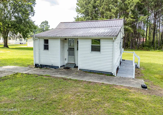 Photo 1 of Single family home for sale at 109 Revelle Park Ln, Murfreesboro, NC 27855 | MLS# 100595828 | Listing updated on 2026-09-05