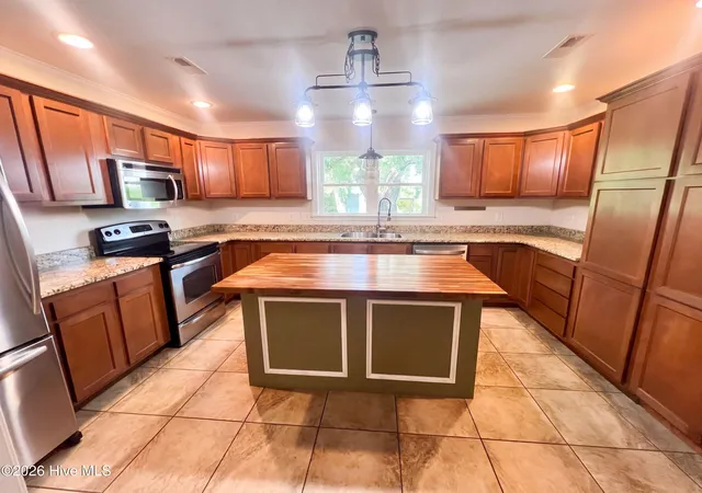 Photo 3 of Single family home for sale at 2504 Thomas Langston Rd, Winterville, NC 28590 | MLS# 100598198 | Listing updated on 2026-09-17