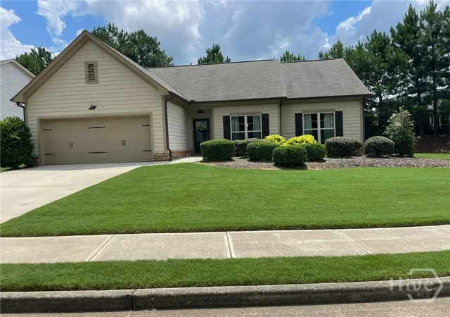 Photo 1 of Single family home for sale at 620 Lakeview Bnd Cir, Jefferson, GA 30549 | MLS# CL361980 | Listing updated on 2026-08-19