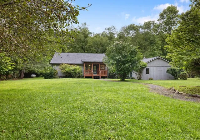 Photo 2 of Single family home for sale at 76 Misty River Ln, Hayesville, NC 28904 | MLS# 98544489 | Listing updated on 2026-08-19